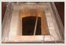 Mampostería antiácida en ducto de entrada de gases a torre de lavado, Fundición Caletones